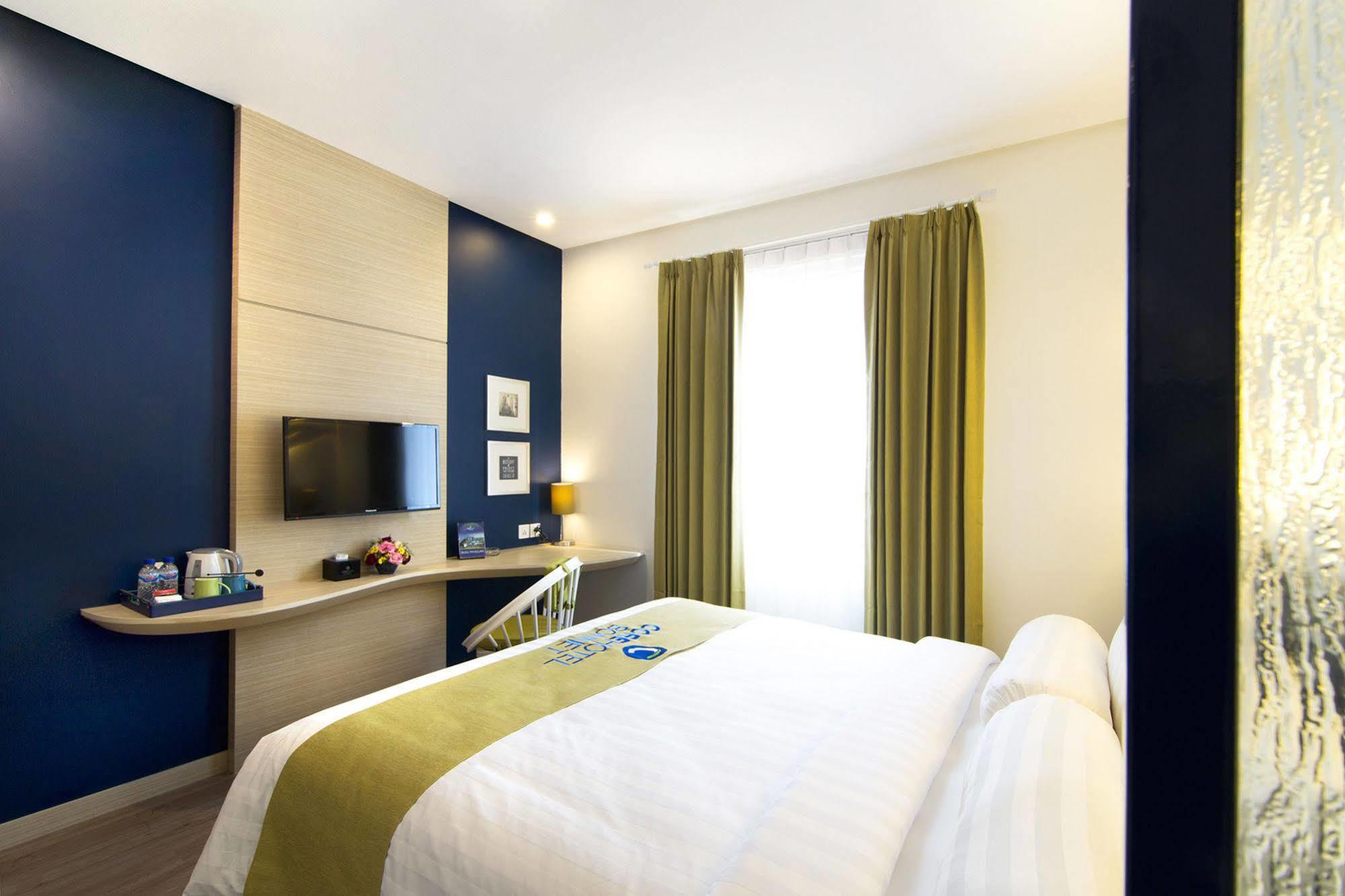 Bonnet Hotel Surabaya Exterior foto
